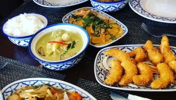Pin Petch Thai Restaurant Food